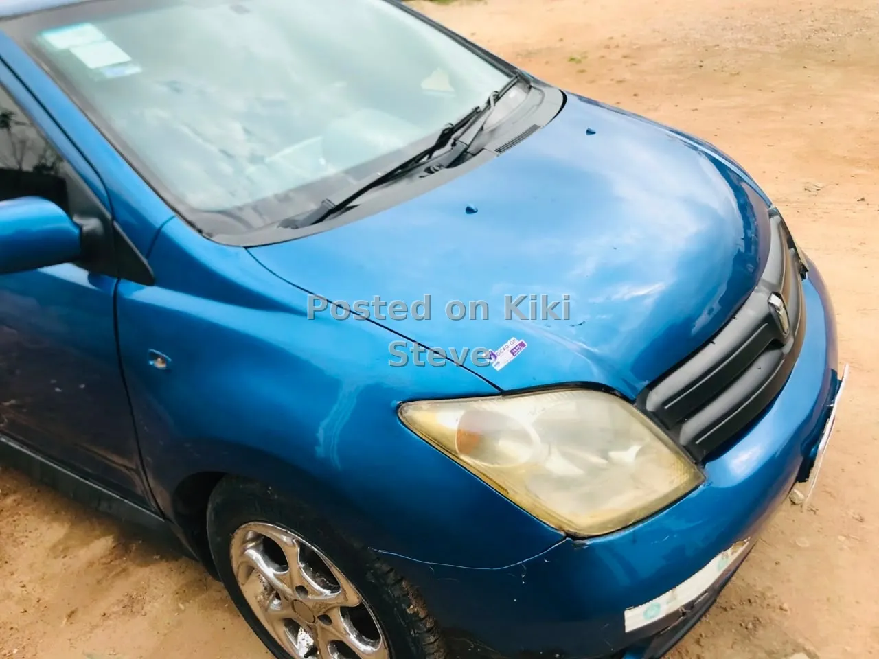 Toyota IST 2003